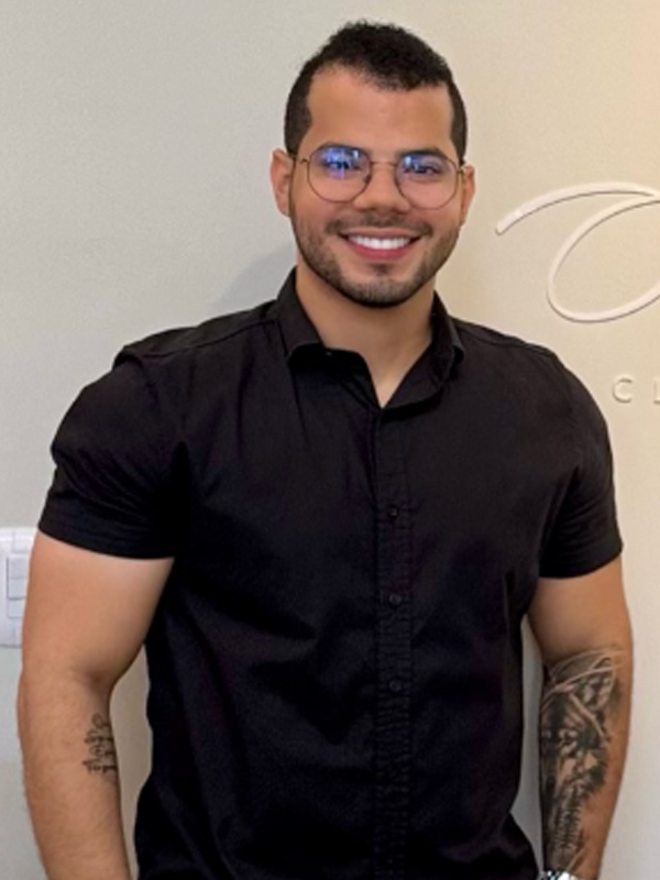 Dr. João — Cirurgião-Dentista Oral Estetic